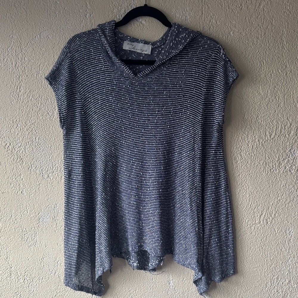 Vintage Havana Blue and White Knit Top M